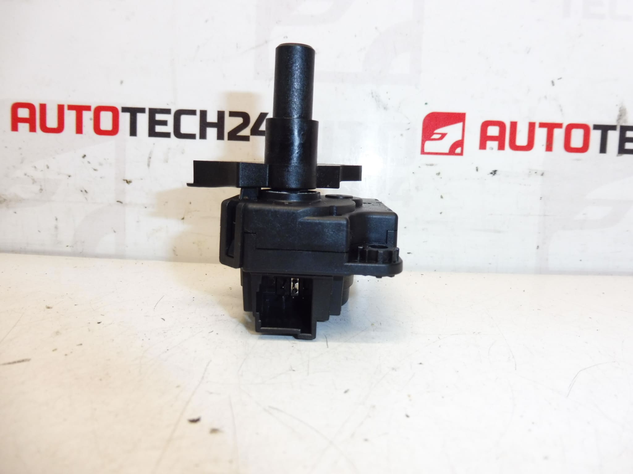 Heater actuator BEHR Citroën Z5509001 2706148A 647995 - Image 2