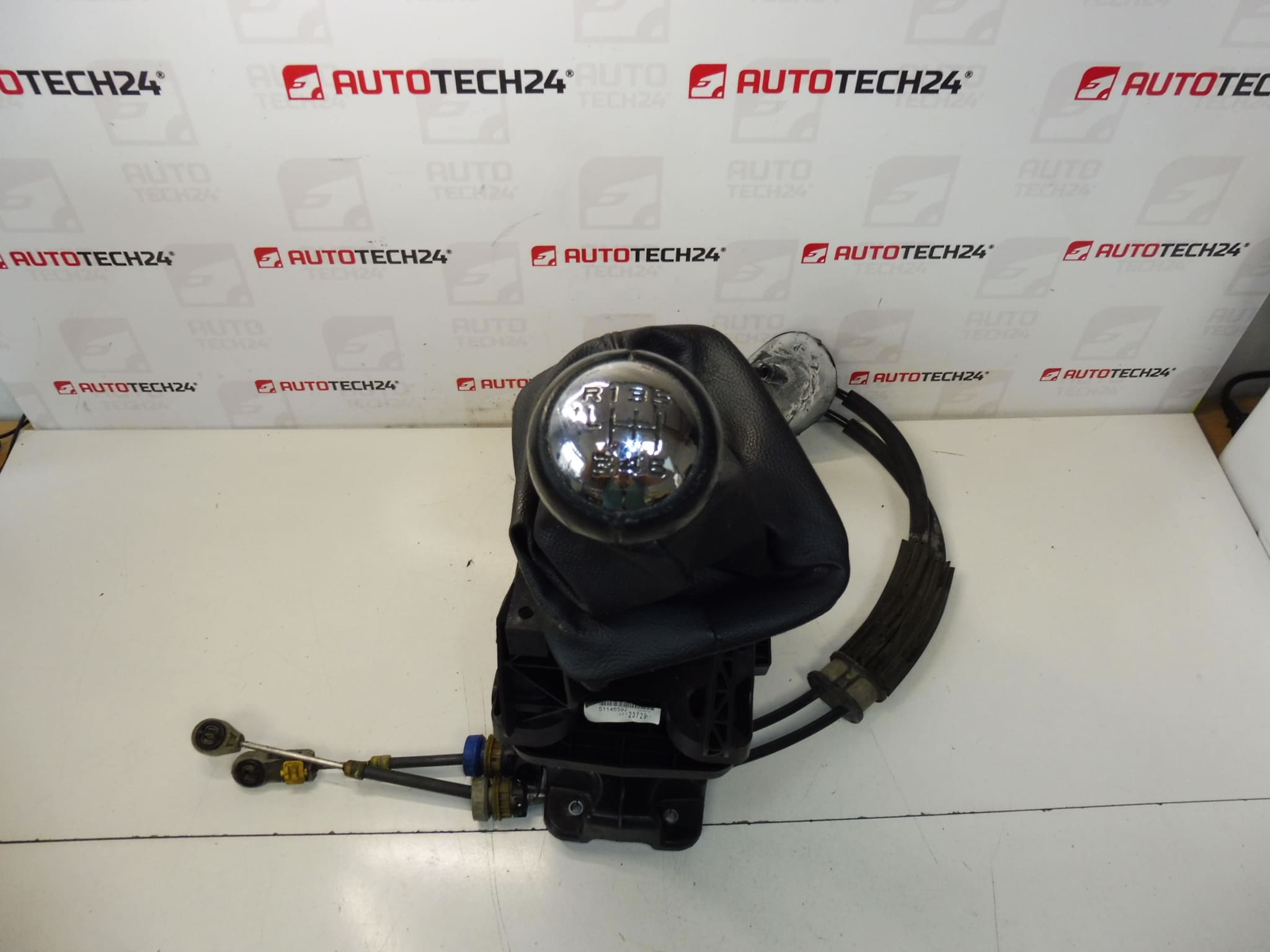 Gear shifter Peugeot 3008 5008 2400KQ 2403V2 240891