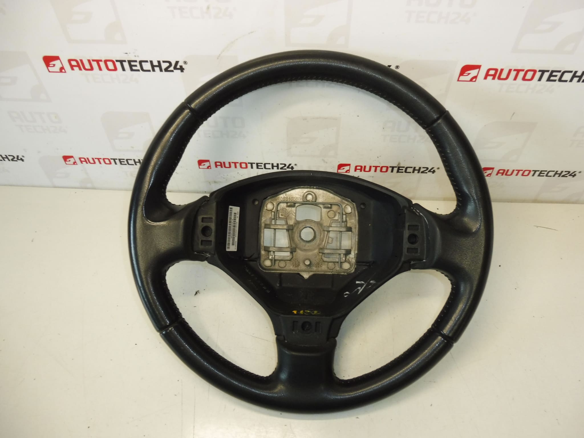 Steering wheel Peugeot 3008 5008 96866138ZD