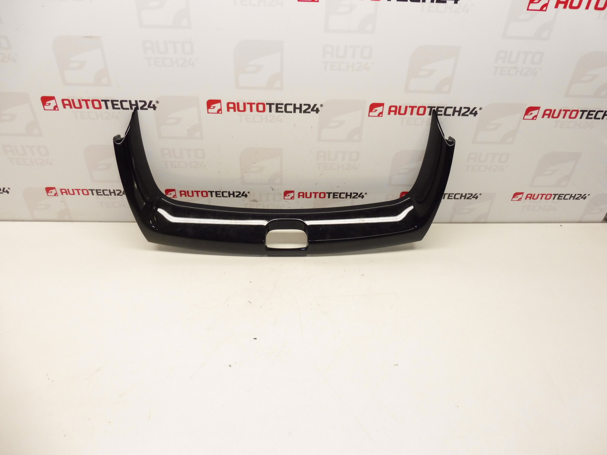 Decorative Cover Citroën C4 Picasso 9681036277 8209J2