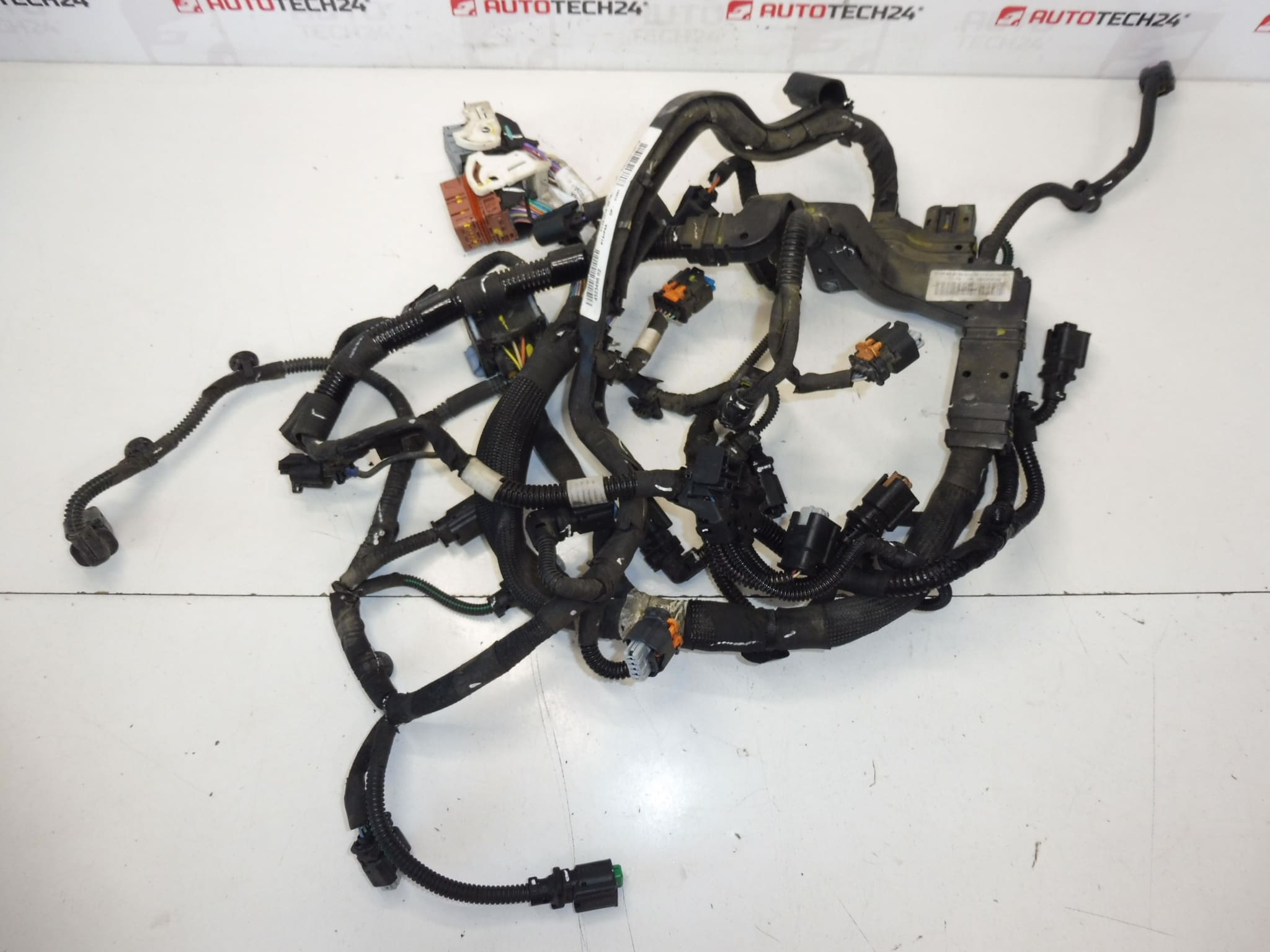 Main engine assembly 1.6 e-HDI Citroën Peugeot 9803029080 - Image 2