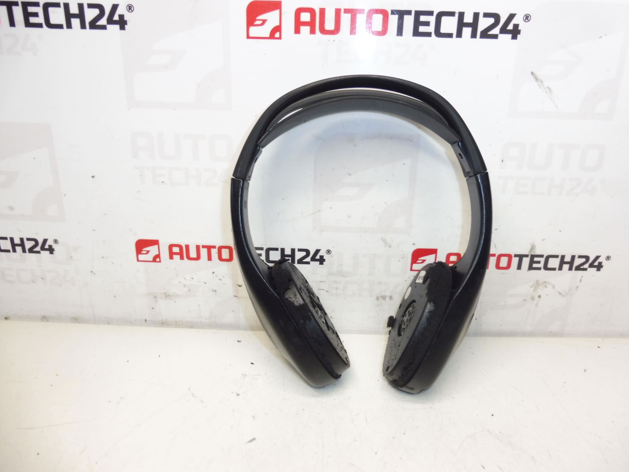 DVD Multimedia Player Headphones 6574C2
