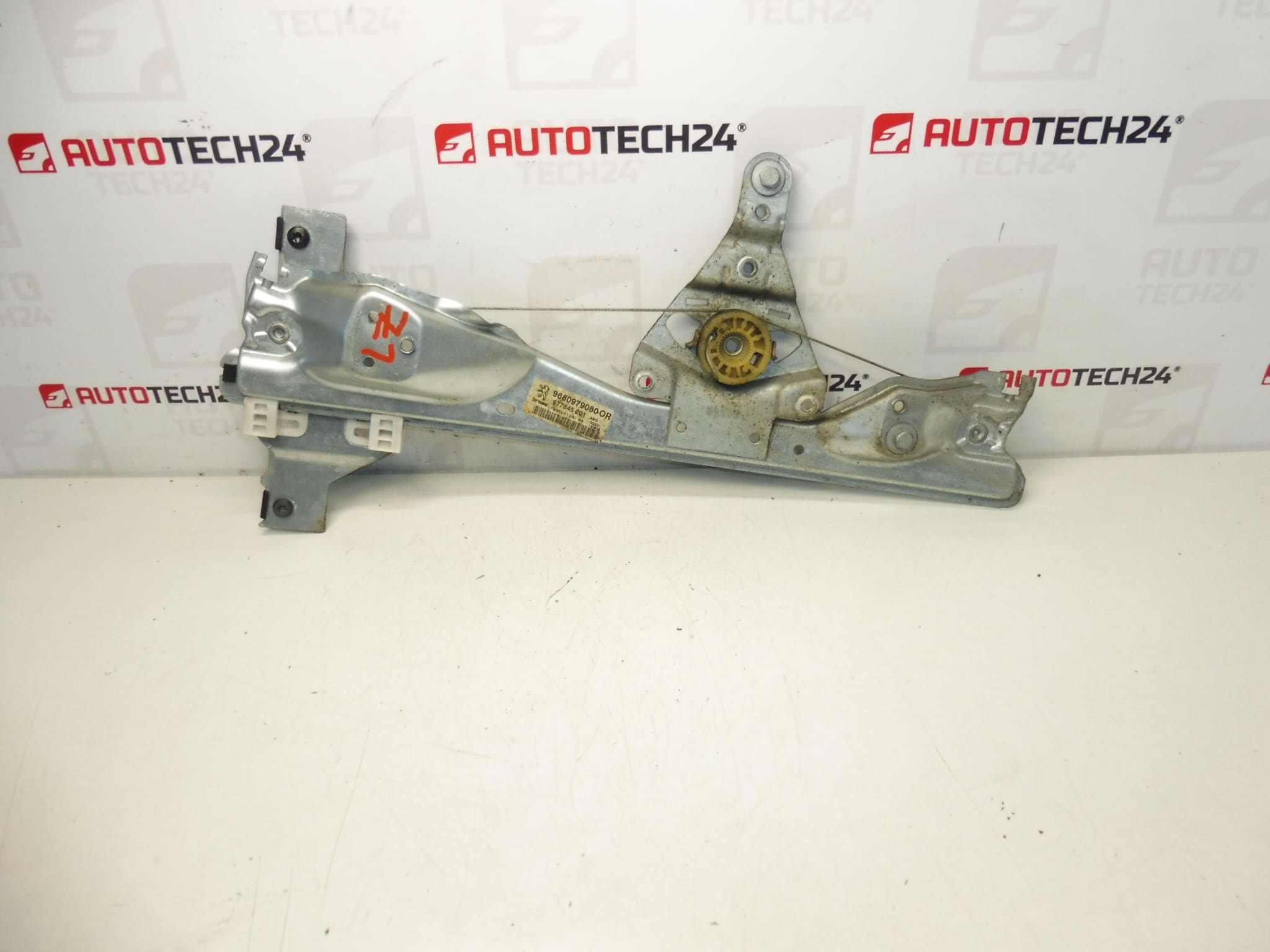 Peugeot 308 left rear window retractor 9680979080 9223E5