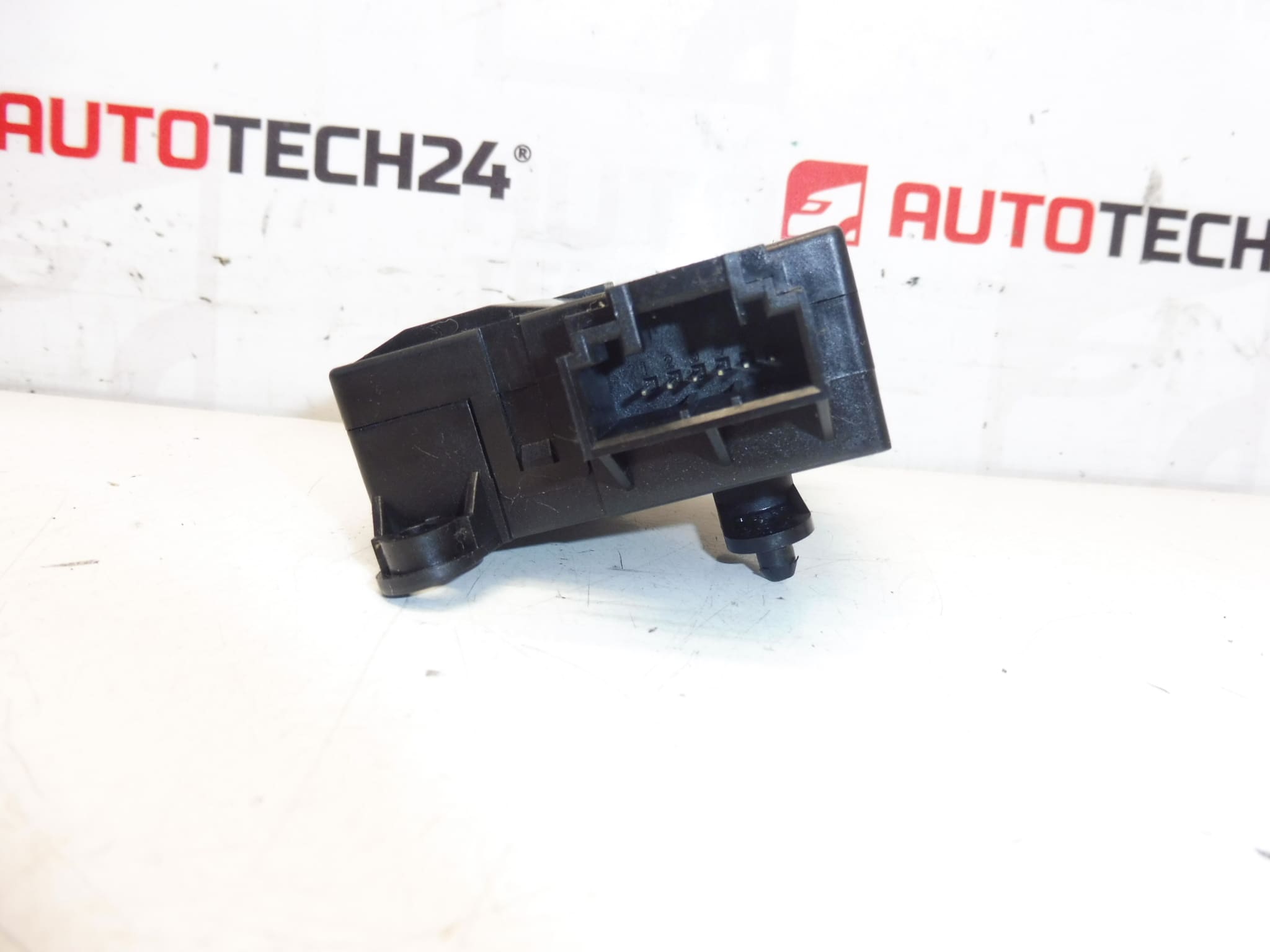 Servo motor heater Valeo Citroën Peugeot 030998Z