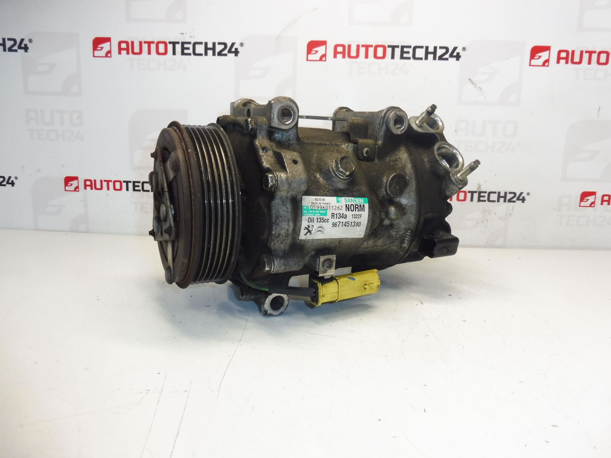 Air conditioning compressor Sanden SD7C16 9671451380 1322F 6453ZS