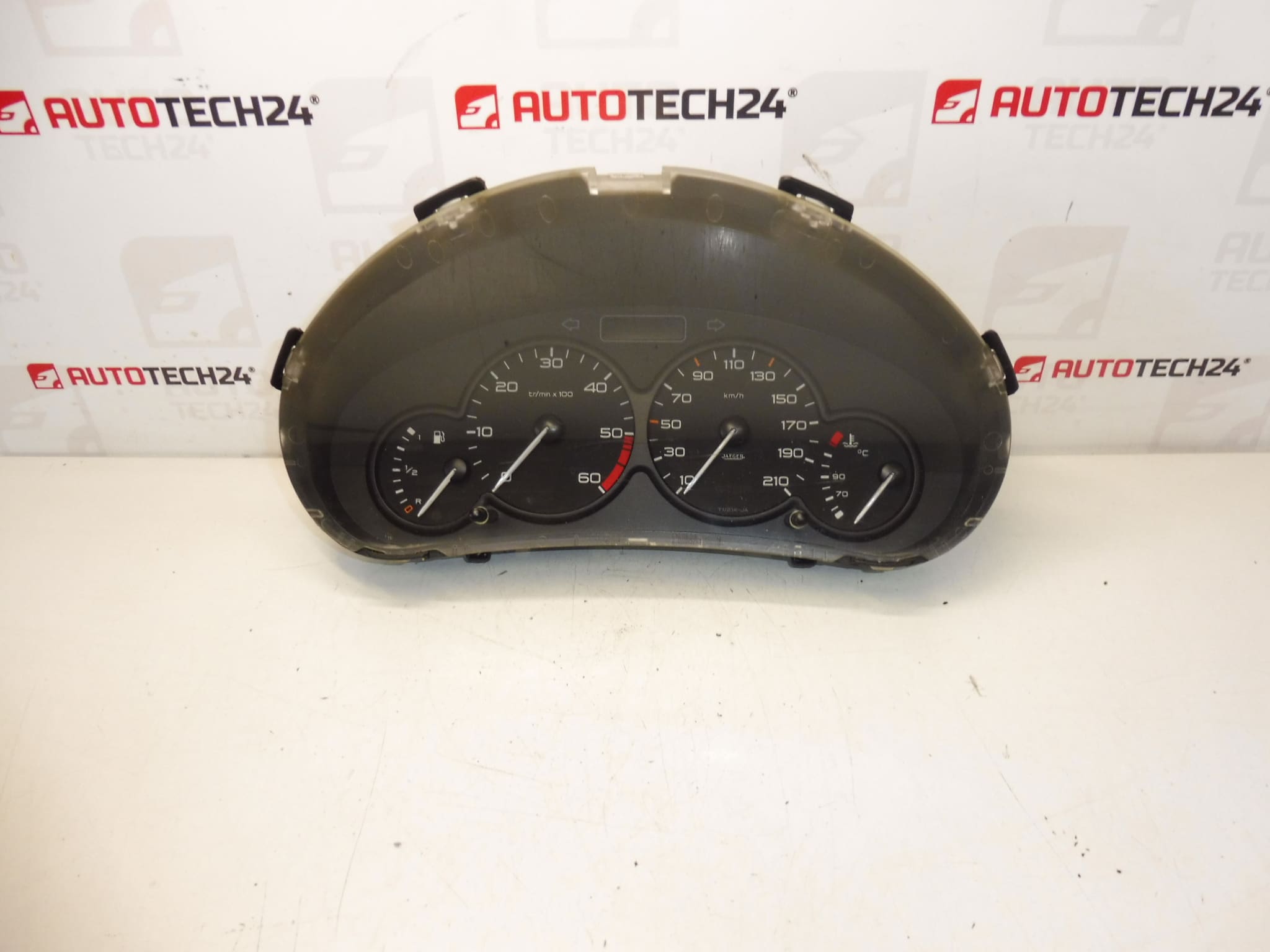 Speedometer 176 thousand km Peugeot 206 9648836380 6104TX