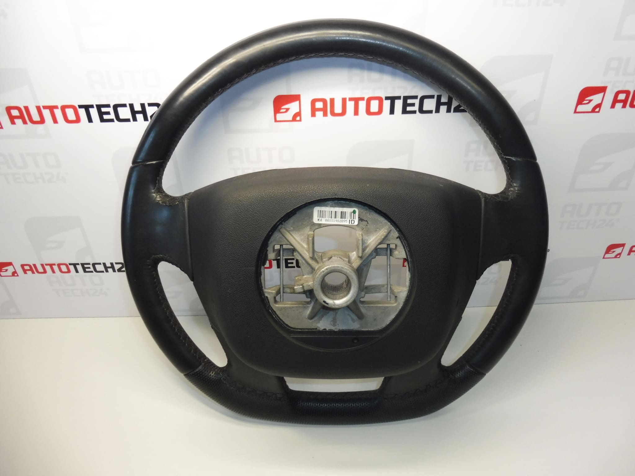 Steering wheel Citroen C4 II and DS4 96754515ZD 98039712ZD - Image 2