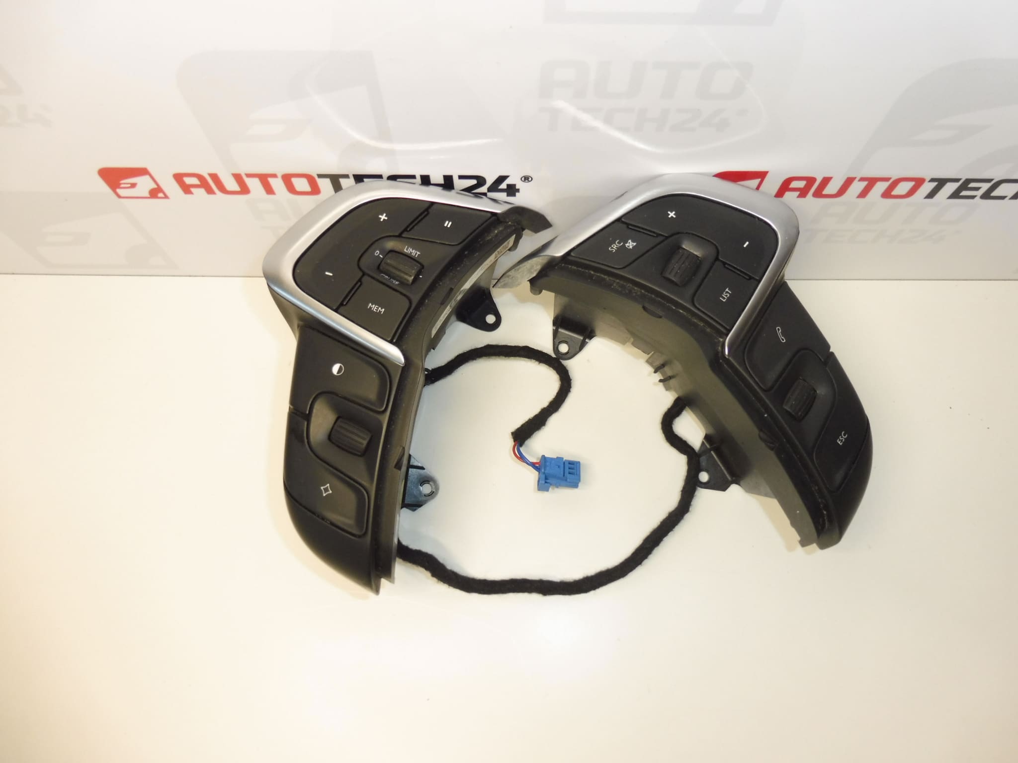Steering wheel control Citroen C4 II and DS4 96720514ZD 98094655ZD