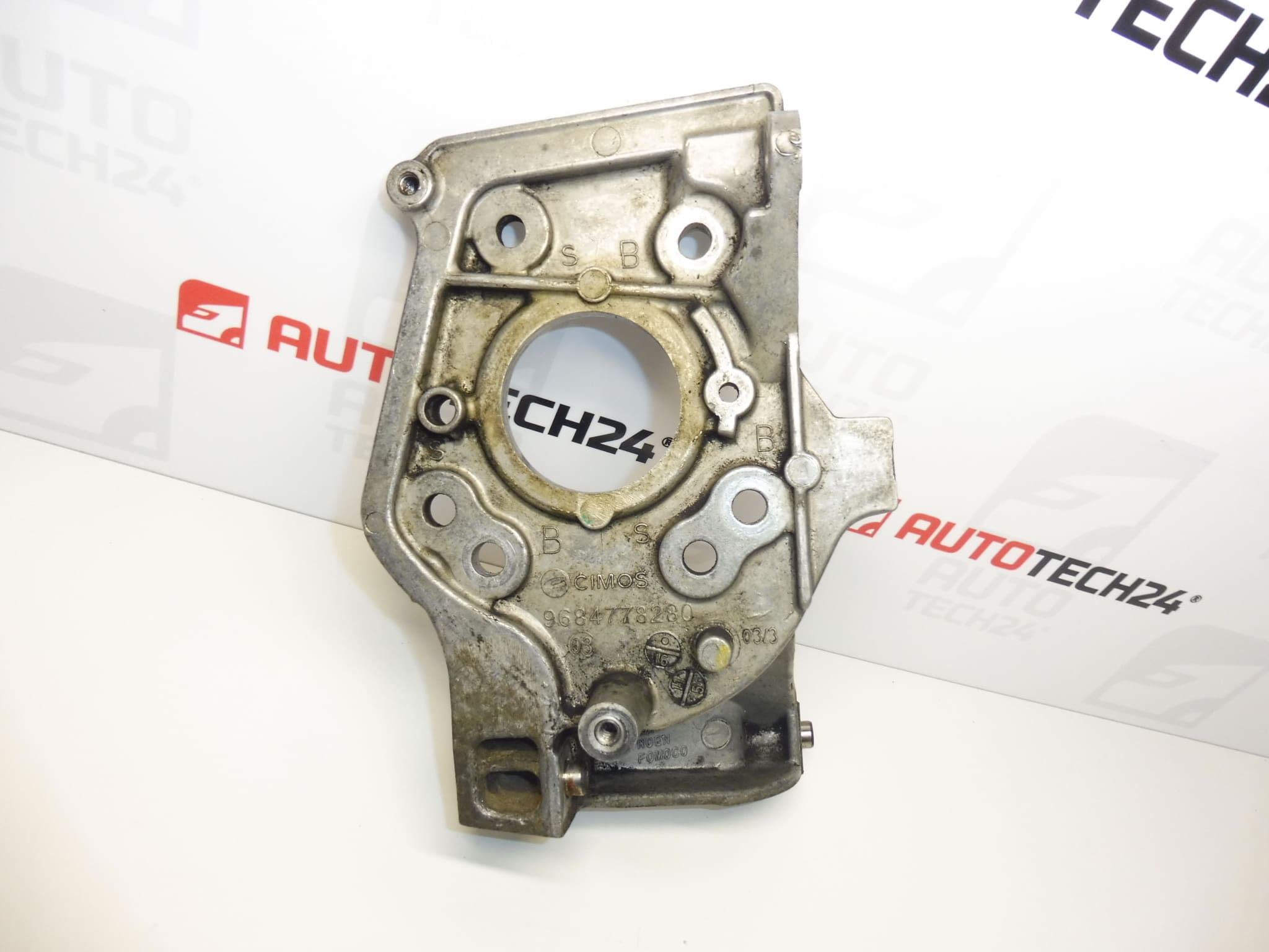 Injection pump holder 1.6 HDI Bosch 9684778280 192689 - Image 2
