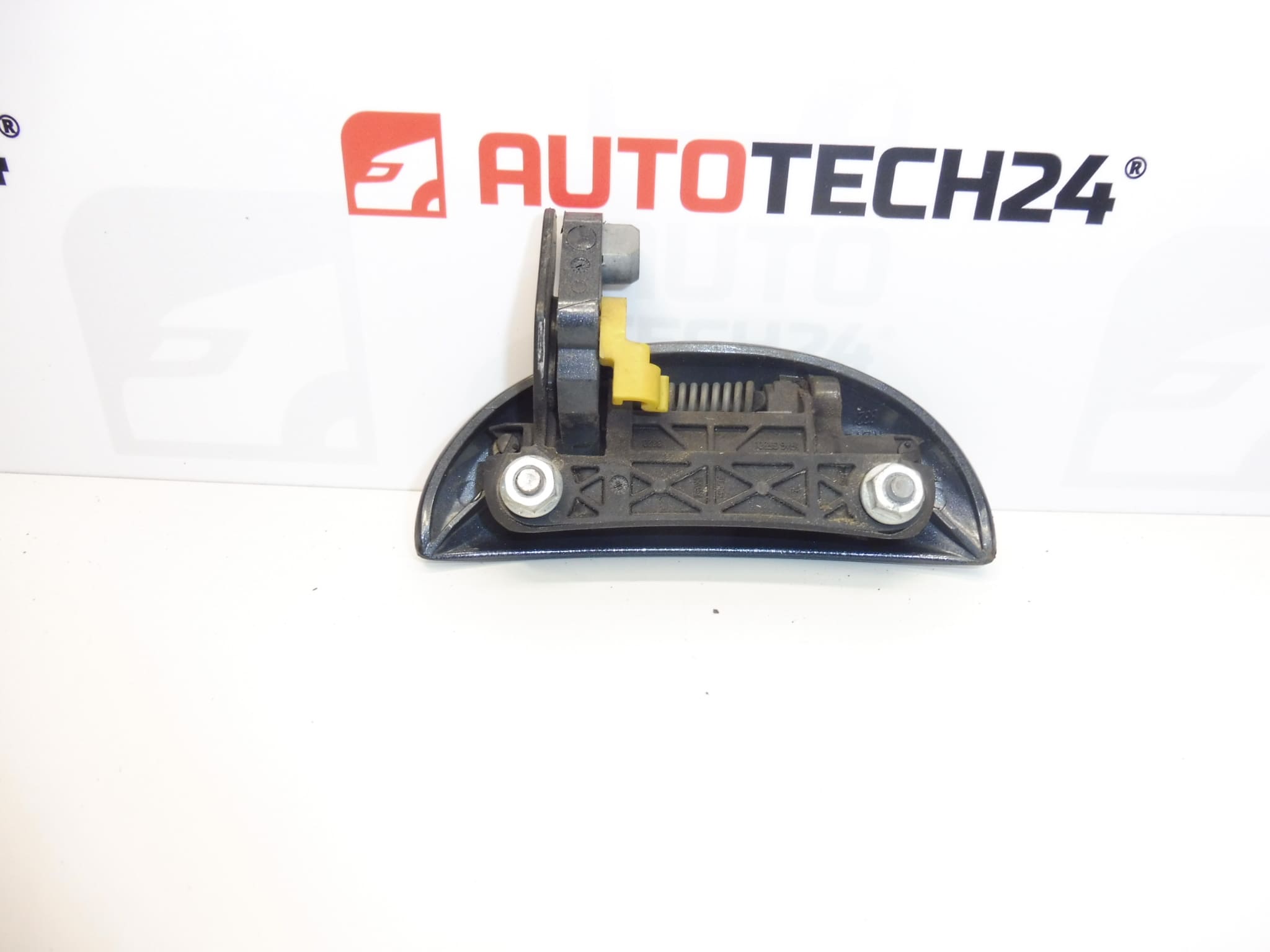 Left front door handle KTA Citroën C1 Peugeot 107 9101AK - Image 2